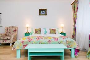 Tischler Apartment & Studio