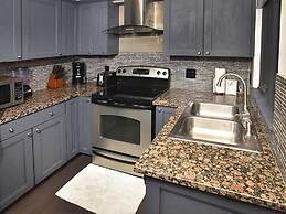 1-village Inn Plaza 16