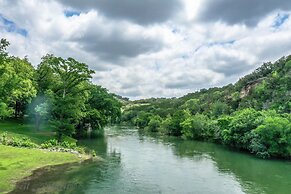 Guadalupe River Oasis Rg 211 2 Bedroom Condo by RedAwning