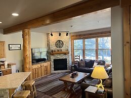 8750 Trappers Crossing 2 Bedroom Condo by RedAwning