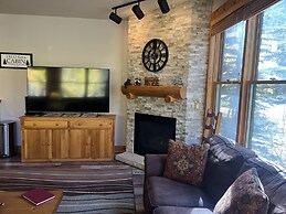 8750 Trappers Crossing 2 Bedroom Condo by RedAwning