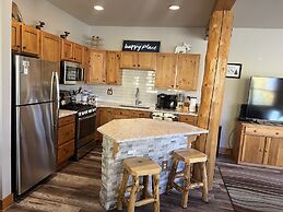 8750 Trappers Crossing 2 Bedroom Condo by RedAwning