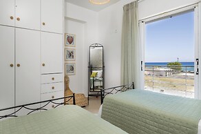 Beachfront Villa Alexandra in Skala