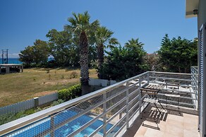 Beachfront Villa Alexandra in Skala