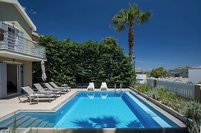 Beachfront Villa Alexandra in Skala