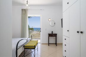 Beachfront Villa Alexandra in Skala