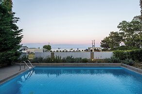 Beachfront Villa Alexandra in Skala