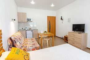 Apartments on Yuzhnaya 25