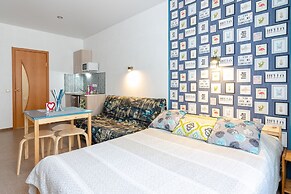 Apartments on Yuzhnaya 25