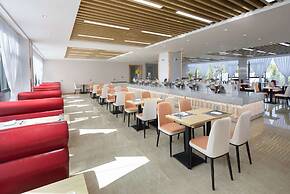 Microtel by Wyndham Lijiang