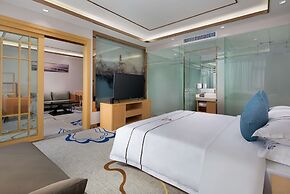 Microtel by Wyndham Lijiang