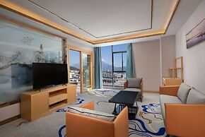 Microtel by Wyndham Lijiang