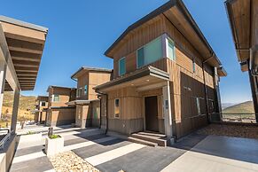 Apex by Luxury Mountain Destinations