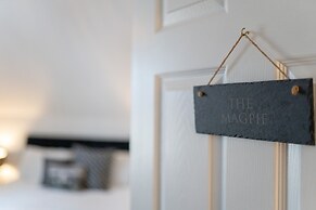 Phénix Central - Huge 3 Bed Apt.