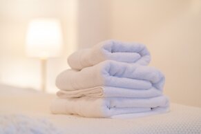 Phénix Central - Huge 3 Bed Apt.