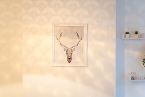 Phénix Central - Huge 3 Bed Apt.