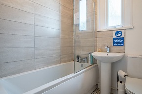 Phénix Central - Huge 3 Bed Apt.