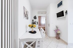 Apartment Ivona With Teracce