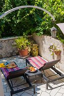 Apartment Ivona With Teracce