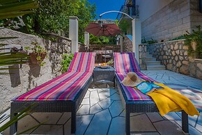 Apartment Ivona With Teracce