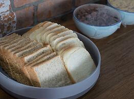 Bed in 6-bed Mixed by Thalay Cha Am, A Co-living With Million Dollar V