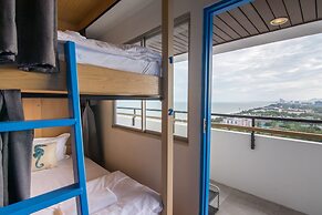 Bed in 6-bed Mixed by Thalay Cha Am, A Co-living With Million Dollar V