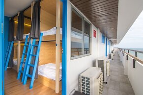 Bed in 6-bed Mixed by Thalay Cha Am, A Co-living With Million Dollar V