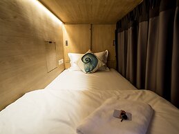 Thalay Cha Am Dorm Room of 4 Beds, A Co-living With Million Dollar Vie