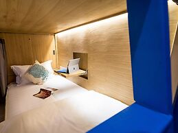 Thalay Cha Am Dorm Room of 4 Beds, A Co-living With Million Dollar Vie