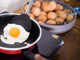 Thalay Cha Am Dorm Room of 4 Beds, A Co-living With Million Dollar Vie