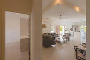 Modern 3 Bedroom Pool Villa MP67