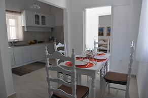 2 Bedrooms Holiday House, Kalymnos, Greece