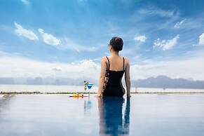 Muong Thanh Luxury Ha Long Centre Hotel