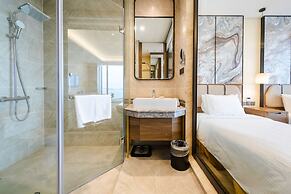 Muong Thanh Luxury Ha Long Centre Hotel