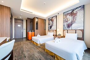 Muong Thanh Luxury Ha Long Centre Hotel
