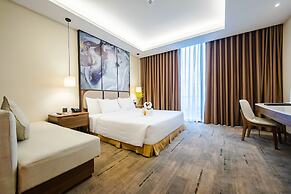 Muong Thanh Luxury Ha Long Centre Hotel