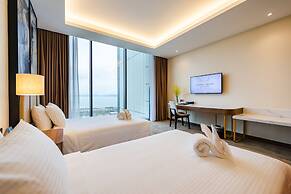 Muong Thanh Luxury Ha Long Centre Hotel