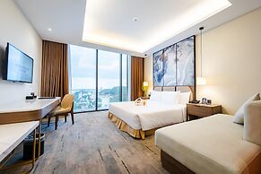 Muong Thanh Luxury Ha Long Centre Hotel