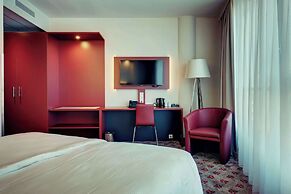 Amedia Amsterdam Airport, Trademark Collection by Wyndham