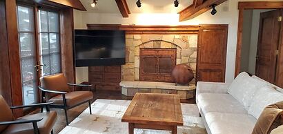 1-#42 4BD One Willow Bridge Road