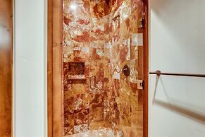 1-#42 4BD One Willow Bridge Road