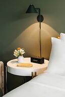 Sonder by Marriott Bonvoy Revival Apartments English Bay