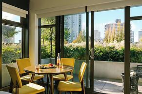 Sonder by Marriott Bonvoy Revival Apartments English Bay