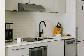 Sonder by Marriott Bonvoy Revival Apartments English Bay