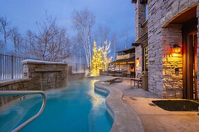 Silver Strike by Luxury Mountain Destina