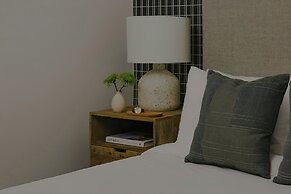 Sonder by Marriott Bonvoy Gabriel Richard Apartments Downtown