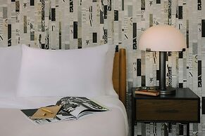 Sonder by Marriott Bonvoy Gabriel Richard Apartments Downtown