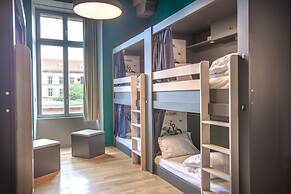 The People - Strasbourg - Hostel