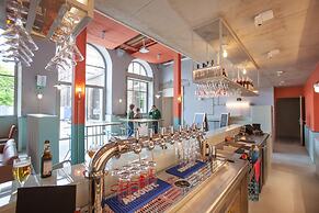 The People - Strasbourg - Hostel