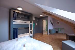 The People - Strasbourg - Hostel